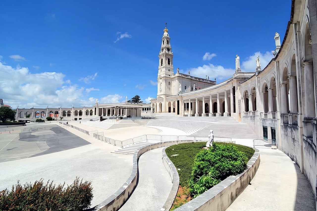 Desde Lisboa: Fátima, Batalla, Nazaret y Óbidos – Grupos reducidos