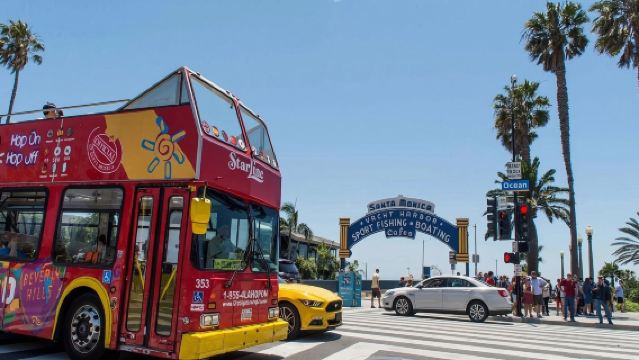 Hop-On Hop-Off with Roundtrip transfers from Anaheim Disneyland Resort Hotels