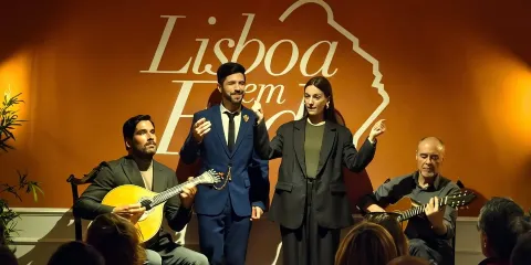 里斯本法朵屋(Lisboa Em Fado)歷史建築內欣賞法朵表演及品嚐波特酒