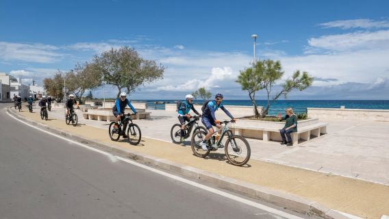 Grotta della Poesia, Torre dell'Orso, and Sant'Andrea: Self-guided Bike Tour