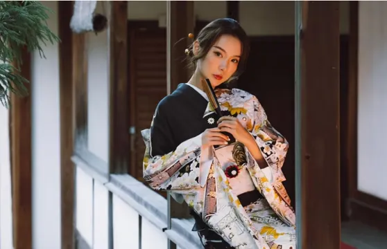 日本京都first和服體驗跟拍清水寺東京淺草寺和服預約攝影祇園中文服務多套裝可選