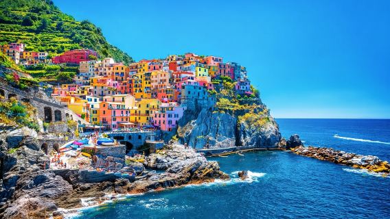 Cinque Terre Boat Tour + Snorkeling + Lunch in Monterosso