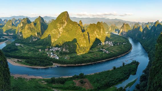 Xingping Xianggong Hill and Yangshuo Countryside Classic Day Tour
