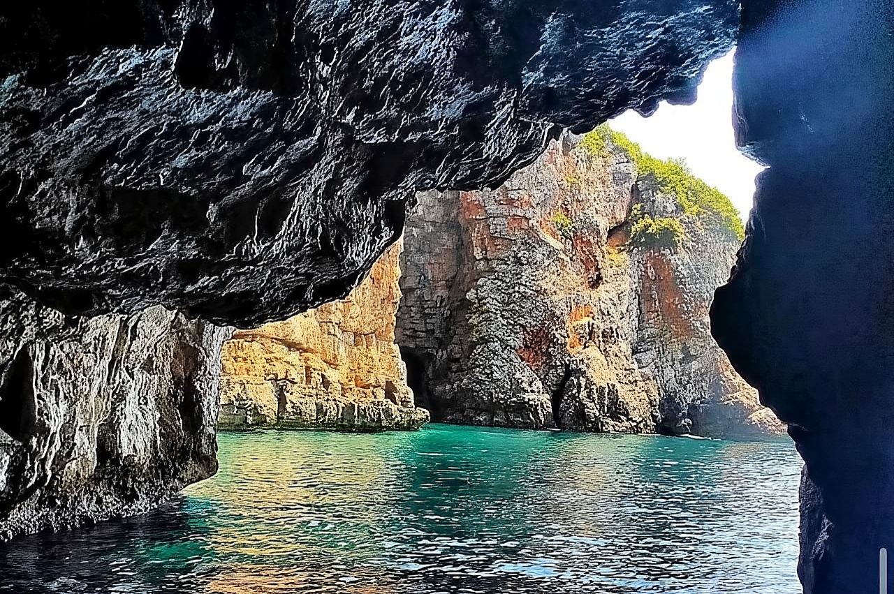 Magnificent Boka Bay 3-Hour Private tour
