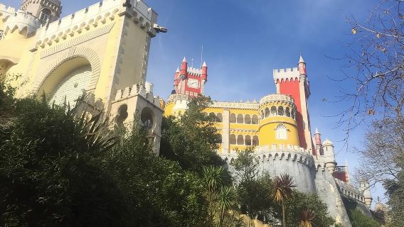 Sintra and Cascais Private Tour with a Local