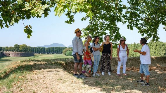 Hương vị Lucca, Nghệ thuật, Lịch sử, Thực phẩm cho Nhóm nhỏ hoặc Riêng tư