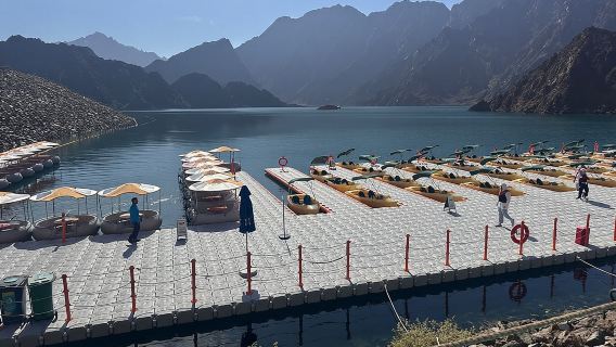 Persendirian Sehari Penuh Hatta Melawat Dam Heritage Village Lake(1-6 Pax)