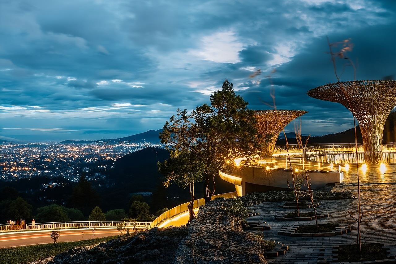 Addis Abeba y el mirador del Monte Entoto, Museos, Palacio, Recorrido por el mercado