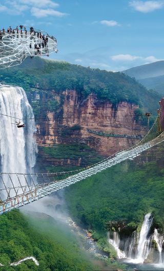 One-day tour from Guangzhou to Qingyuan Gu Long Xia Glass Grand Canyon - the world's longest suspended platform