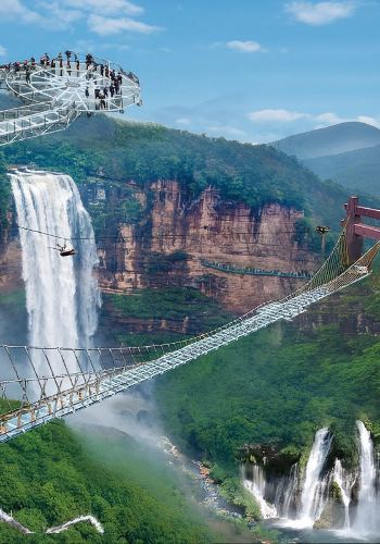 One-day tour from Guangzhou to Qingyuan Gu Long Xia Glass Grand Canyon - the world's longest suspended platform