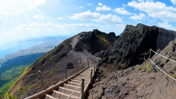 Entrada sin colas al Parque Nacional del Vesubio y audioguía