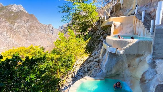 Desde CDMX: Viaje a las Grutas de Tolantongo