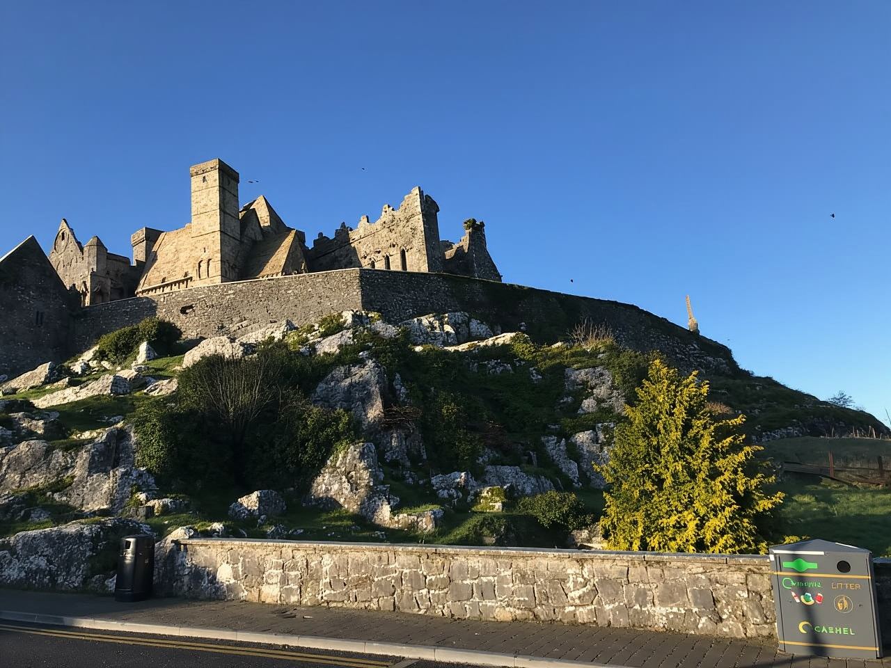 Cashel: Rock of Cashel, Folklore Museum, and Town Tour