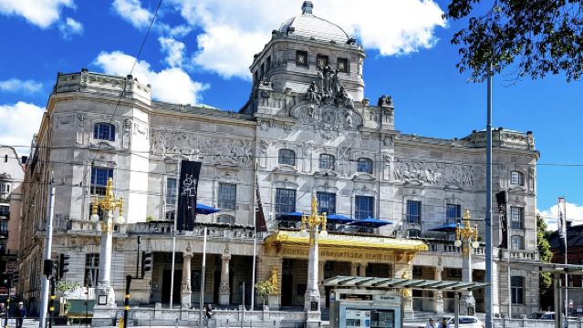 瑞典斯德哥爾摩諾貝爾博物館-瑞典王宮【中文專車-悅享旅途】