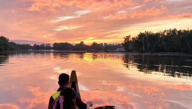 Toronto Islands: Sunset Canoe Tour