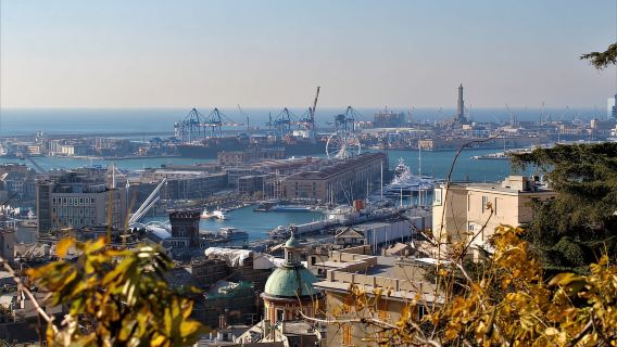 Genoa: Guided Panoramic City Tour with Funicular