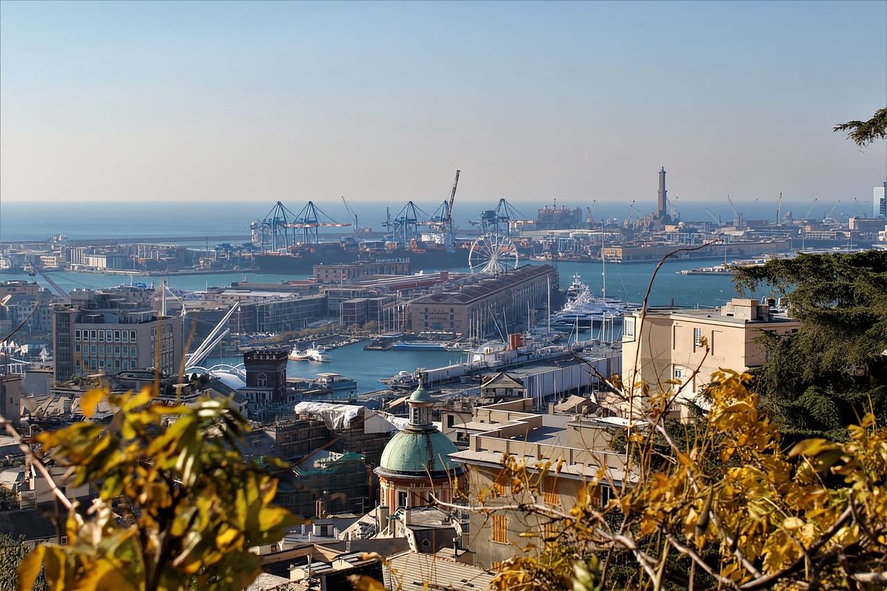 Genoa: Guided Panoramic City Tour with Funicular