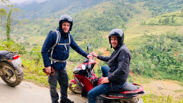 Sa Pa : visite guidée en moto des villages ethniques avec déjeuner