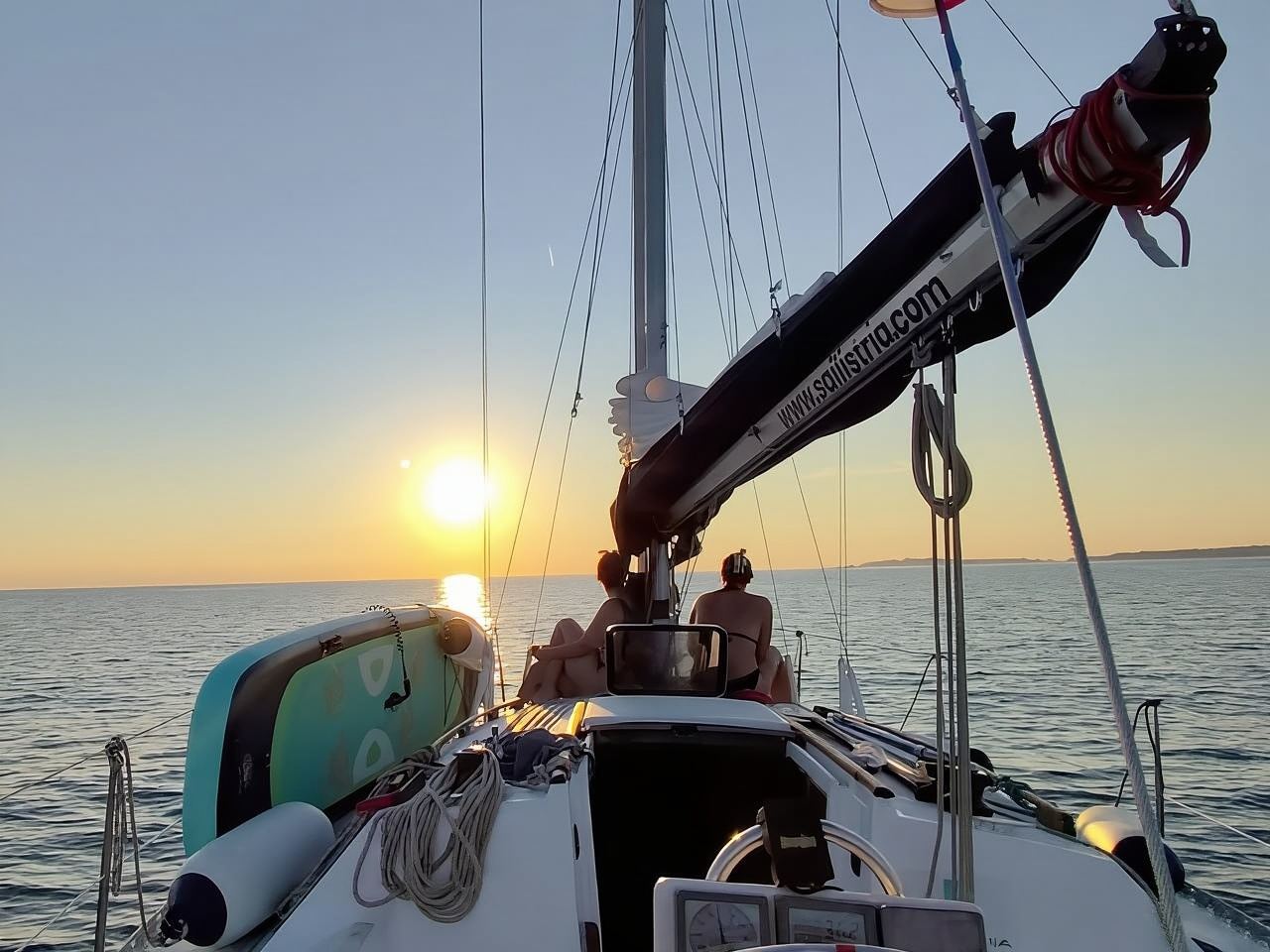 Pula: Berlayar Menuju Senja - Pemandangan Brijuni, Minuman & Romantisme