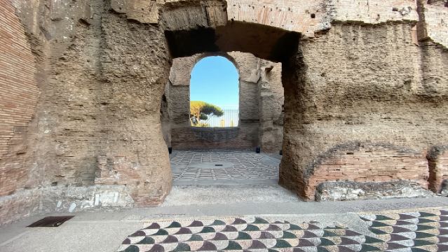 Rome: Caracalla Baths & Circus Maximus — Private or Shared