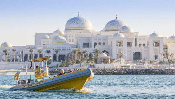 Safari Gurun Petang Abu Dhabi dengan Makan Malam BBQ