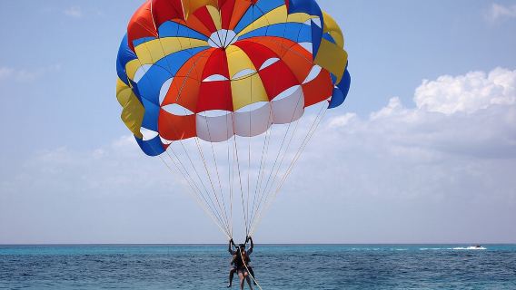 Paradise Island With Water Sports and Lunch Sea Trip, Parasailing - hurghada