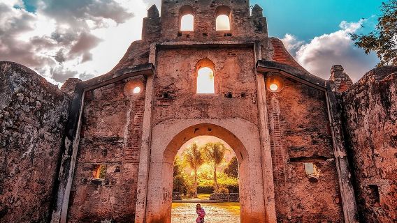 Combo tour: Irazú Volcano + Orosi Valley + Ujarrás Ruins