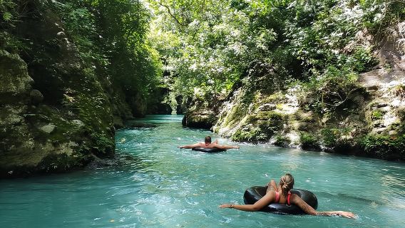 Pengalaman Air Terjun Tempatan Sehari Penuh Peribadi di Curubande