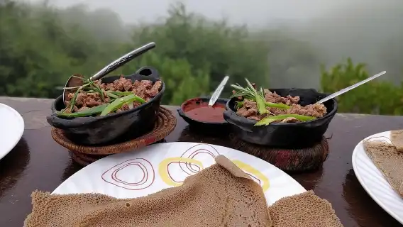 แอดดิสอาบาบา: Debre Libanos, ช่องเขาบลูไนล์ และทัวร์ถ้ำ