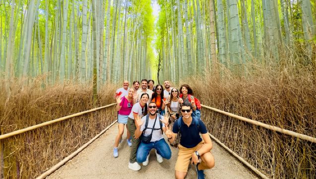 ทัวร์เดินชมเกียวโตอาราชิยาม่า: ป่าไผ่ ลิง สวน และความลับ