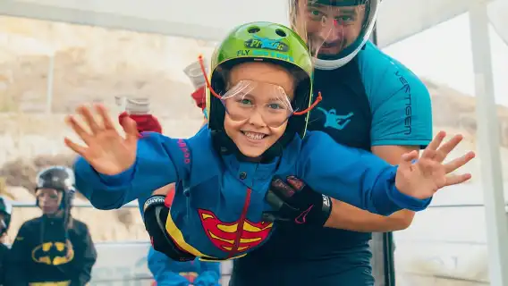 Gran Canaria: Indoor SkyDiving Experience