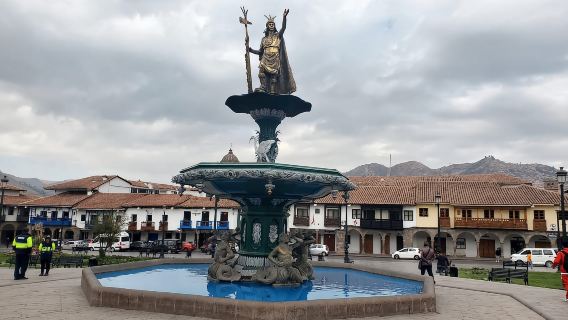 Stadtrundfahrt in Cusco: Qurikancha und Sacsayhuaman
