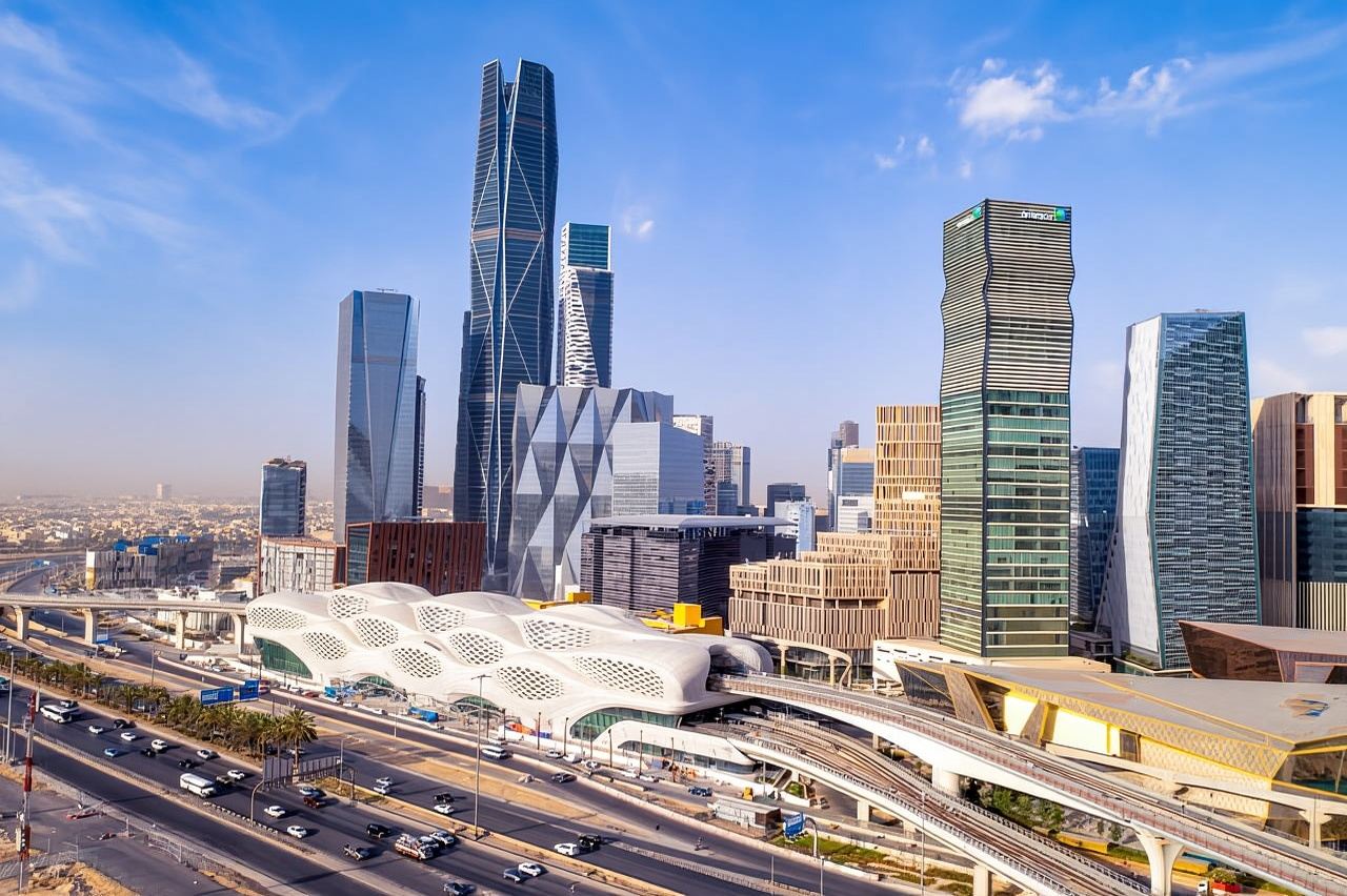 Maravillas arquitectónicas de KAFD: una visita guiada de arquitectura.