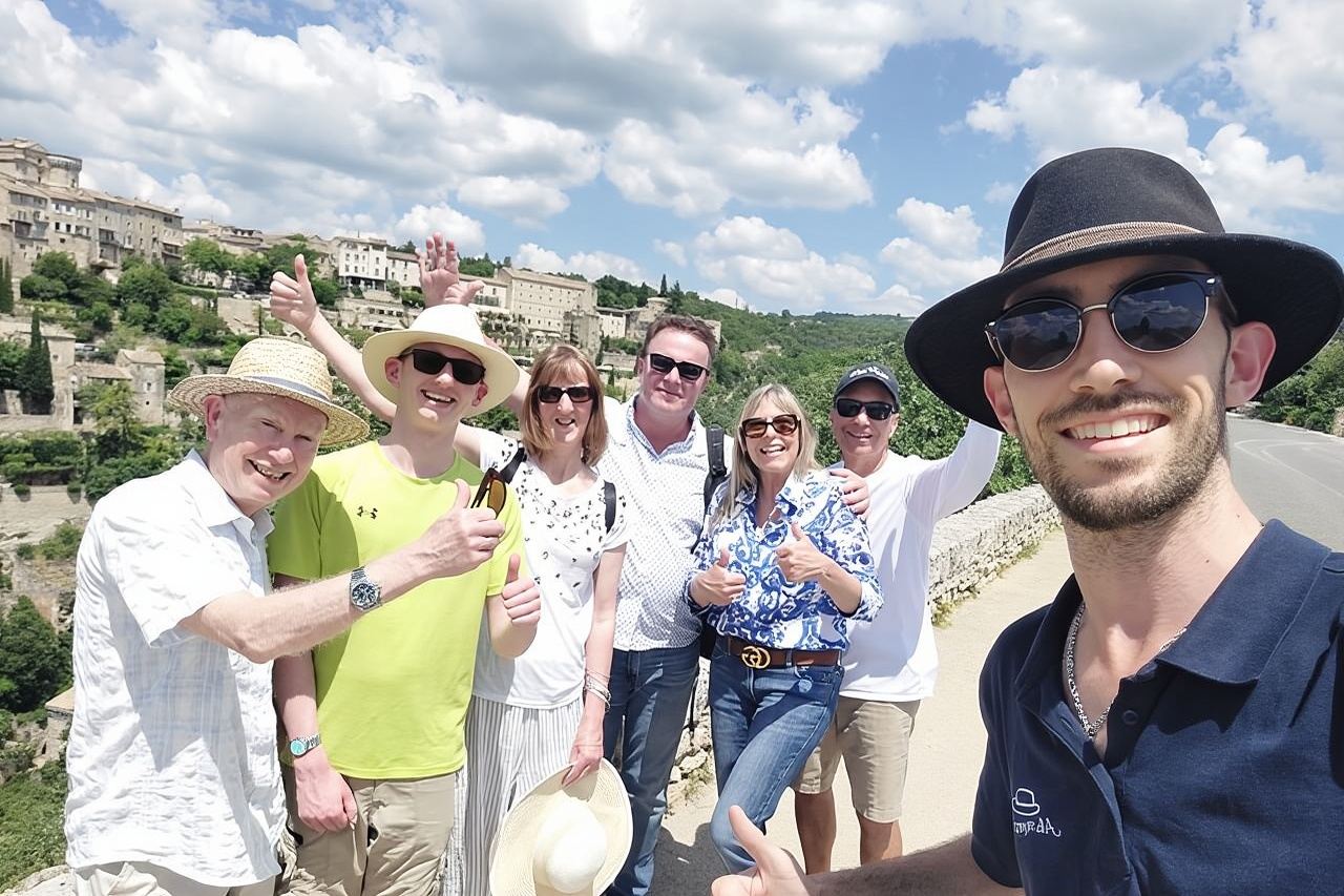 Luberon Villages Half-Day Tour from Aix-en-Provence