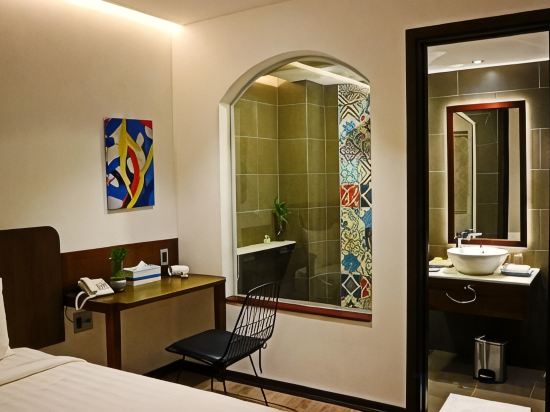 Santori Hotel Danang Bay Room Type - Superior Double Room