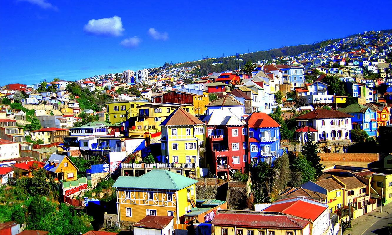 Chile Santiago Valparaiso + Vina del Mar Day Tour with Cable Car & Wine Tasting