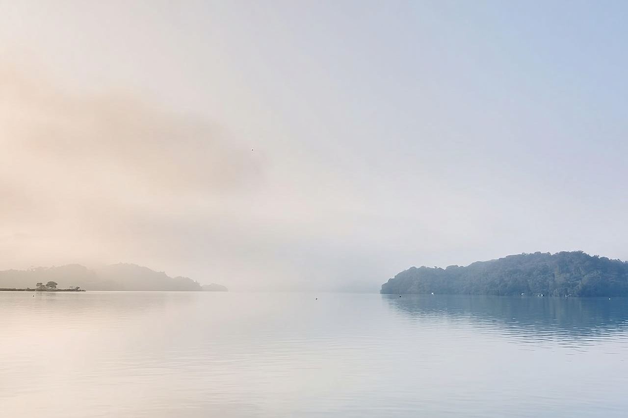 Sun Moon Lake 1-Day Leisure Tour from Taipei