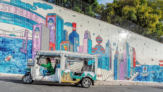 Lisbon: 5-Hour All Inclusive Tour on a Exclusive Tuk Tour