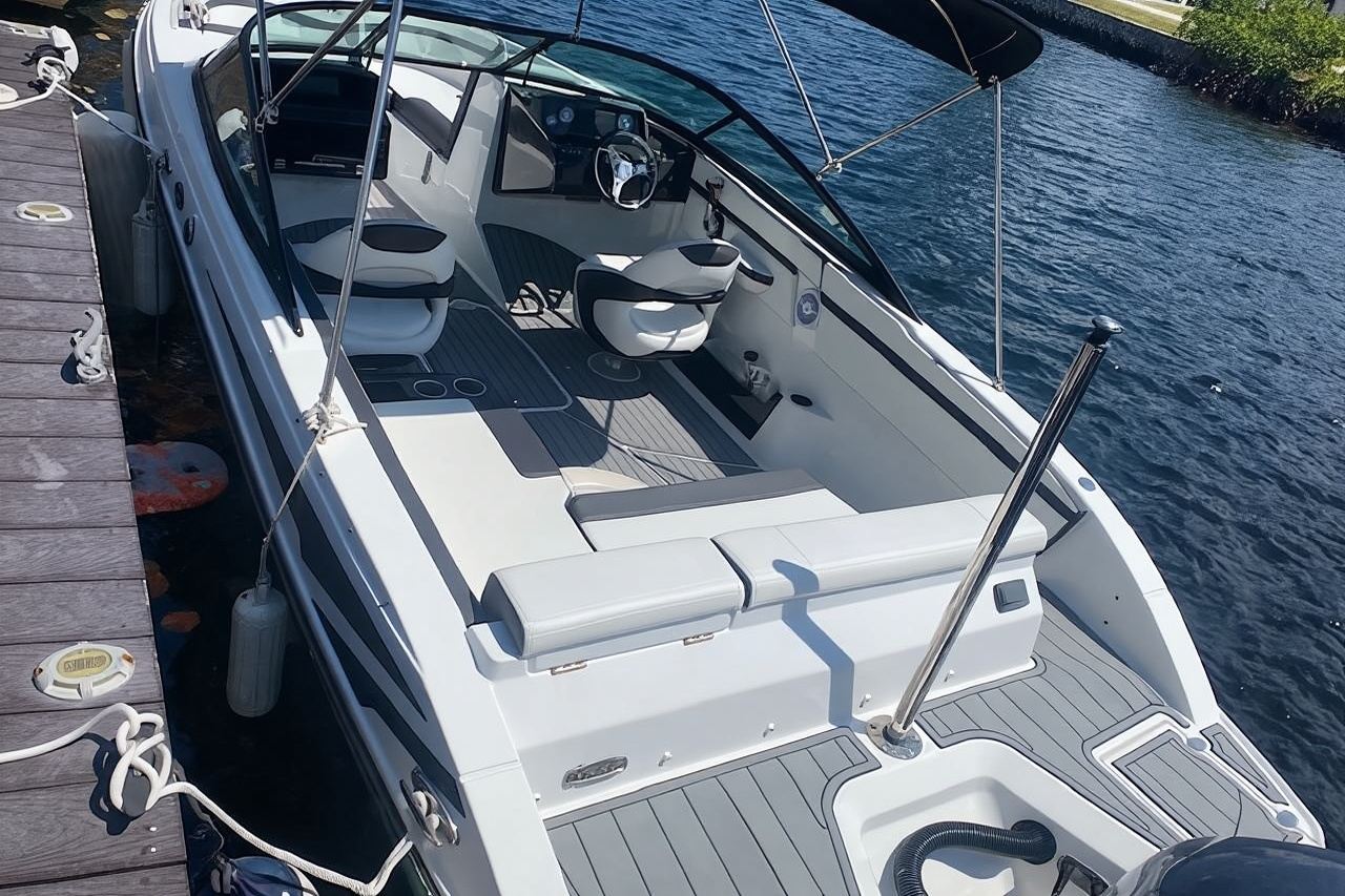 Tour privato in barca per lo snorkeling a Stingray City, Star Fish Point e altro ancora