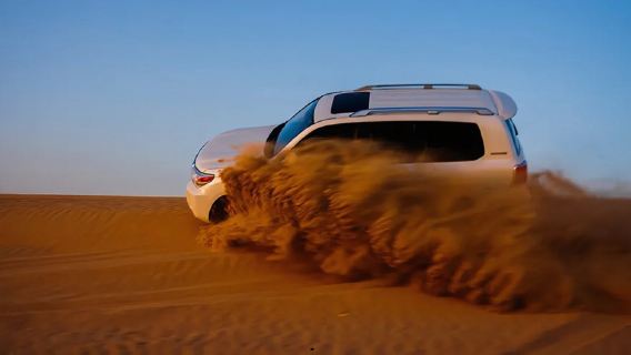 Excursión de medio día por el desierto de Dubái con opción de traslado en coche compartido o servicio de coche privado con conductor