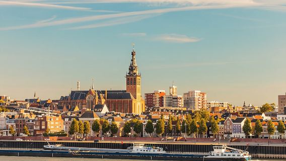 Self guided tour with interactive city game of Nijmegen