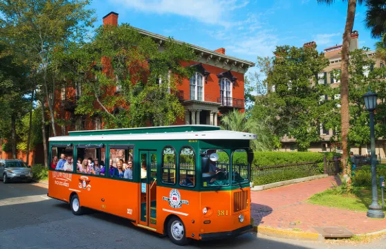 薩凡納：老城隨上隨下觀光電車