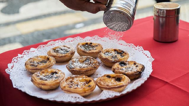 Best of Lisbon Small-Group Guided Walking Tour