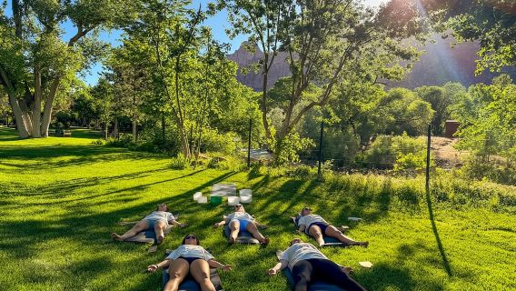 Zion-Nationalpark: Cosmic Flow Yoga und Klangheilung