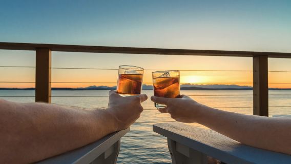 Grand Bay: BBQ Dinner on Catamaran & Short Sunset Tour