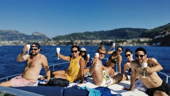 Da Sorrento: tour in barca semi-privato ad Amalfi