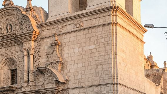 Arequipa: percorso Sillar di mezza giornata e canyon Culebrillas + punto panoramico di Yanahuara