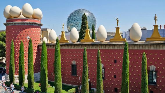 Figueres: Eintrittskarte für das Dalí-Theater-Museum