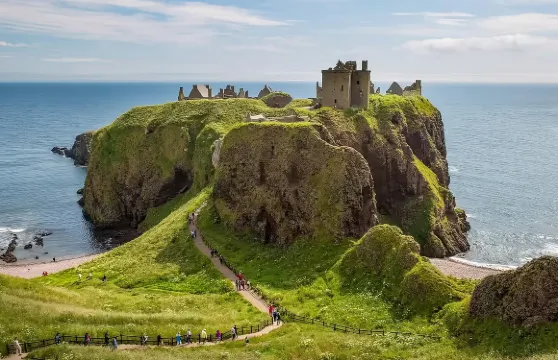 愛丁堡來回：鄧諾塔城堡+凱恩戈姆國家公園一日遊|精緻私家遊
