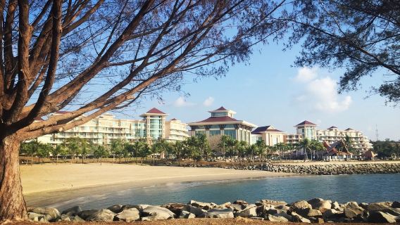 汶萊-努洛伊曼皇宮+蘇丹清真寺+傑米清真寺+水晶公園·一日遊